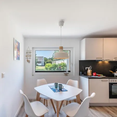 Strandnahe 2 Appartement Dierhagen